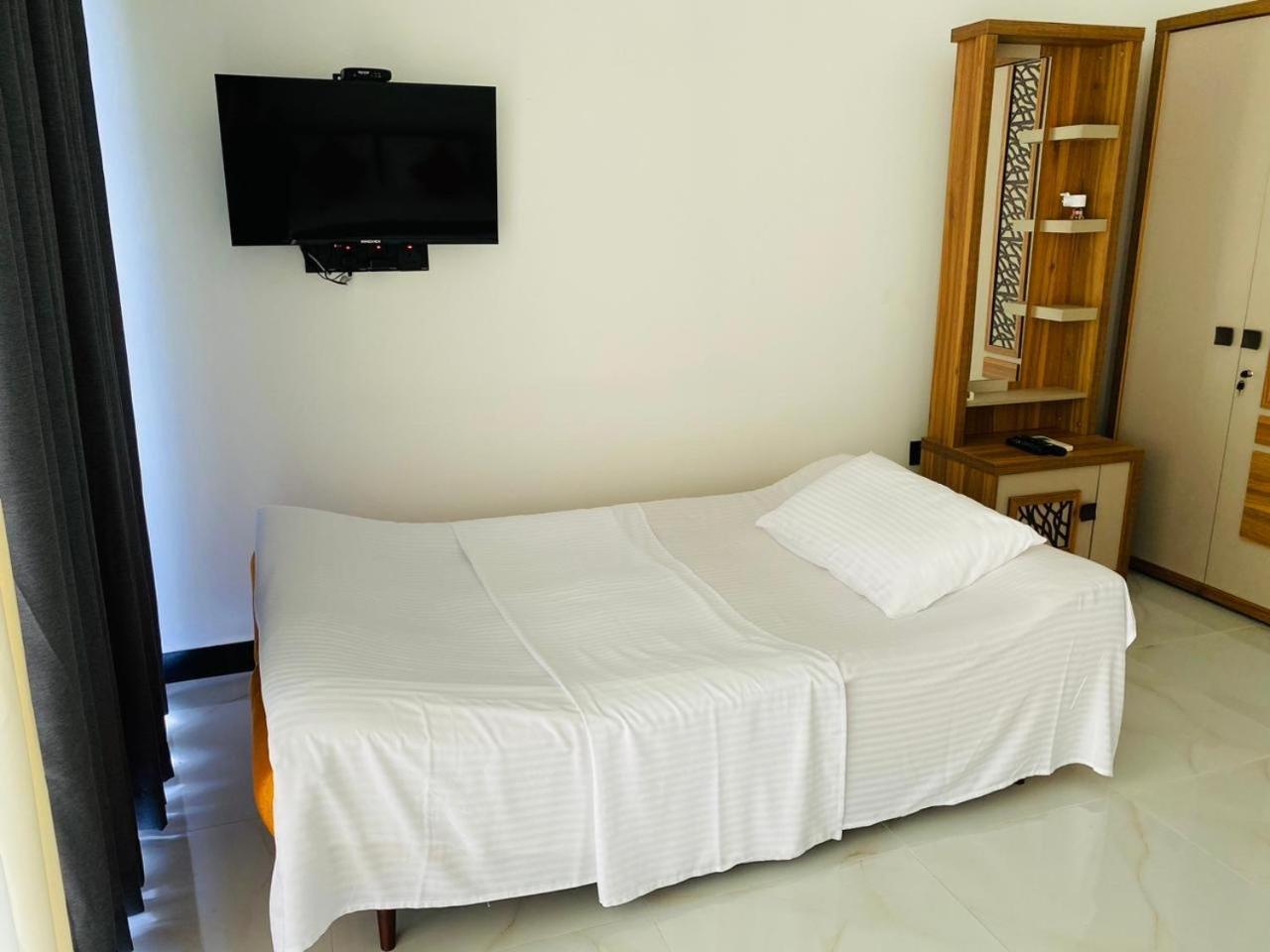 Luvi'S Villa Galle Bagian luar foto